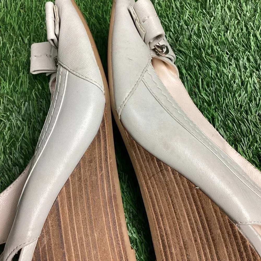 COACH Ciara Cream Leather Wedge Heel Sandals 10b